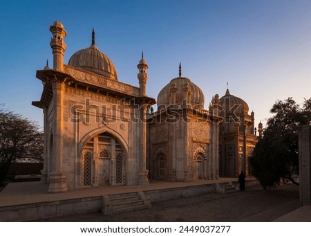 It is the royal graveyard of the Abbasi’s family and situated few yards away from the Shahi Masjid Derawar.