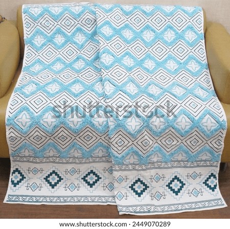 Jacquard and woven Throw blanket with high resolution
