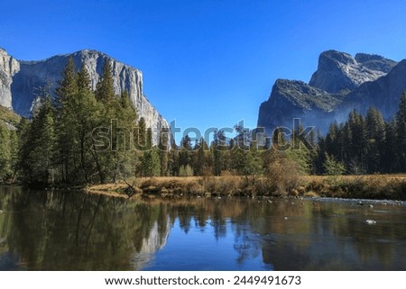 Yosemite Valley View in Yosemite National Park : Yosemite Valley, CA, USA