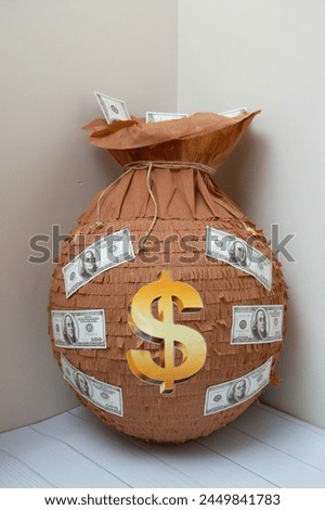 piñata money bag, dollar bag, piñata game