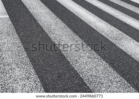 Street zebra crossing.
Clean urban signaling for pedestrians and cyclists.
