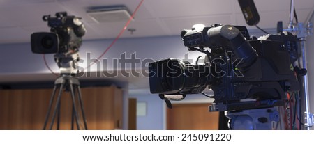 	camera, TV broadcast hockey