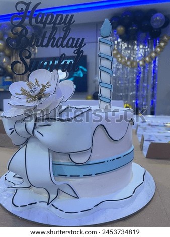 birthday cake that resembles a cartoon image