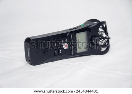 digital hand recording with a minimalist size