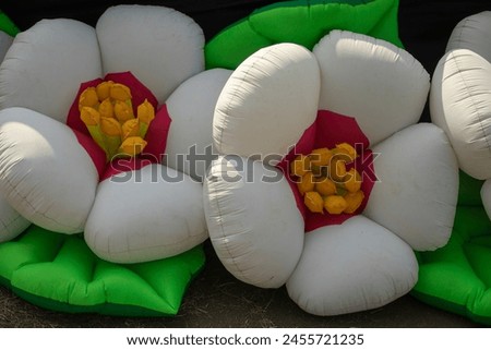 Inflatable flowers. Stage decoration. Inflatable design. Large flowers.