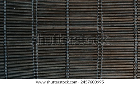 Bamboo Blind, Tekstur tirai coklat dalam pola mulus horizontal dengan latar belakang tali dan kayu, tekstur tatakan bambu. Di Dili Timor Leste Royalty-Free Stock Photo #2457600995