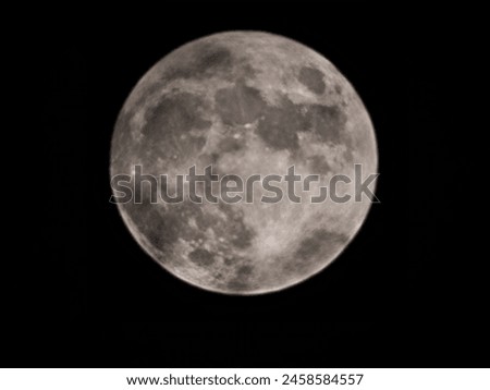A clear picture of the moon