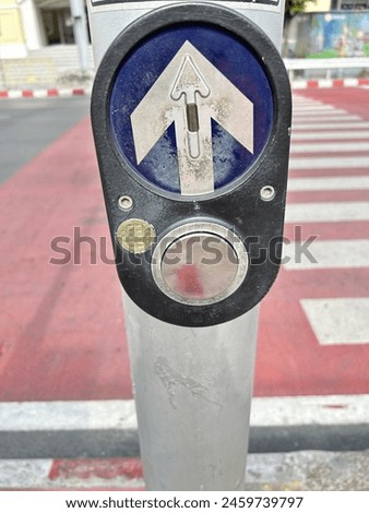 Symbol, arrow, light signal, road crossing light