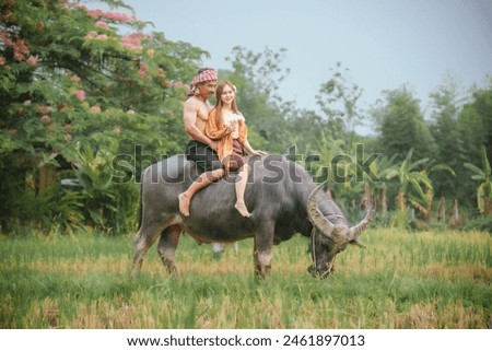 Pictures of Thai men and women in the ancient style of daily life in the rice fields in the past Fashion, rice fields, ancient Thailand