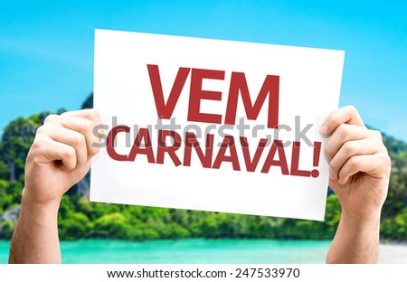 Carnival is Coming (in Portuguese) card with a beach on background