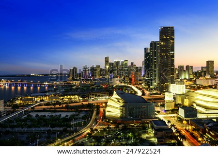 Miami downtown at night, Floride, USA