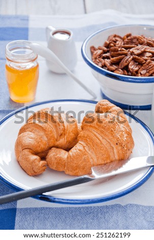 Continental breakfast - croissant