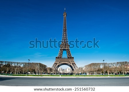 Eiffel tower in off season 