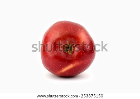 red apple (isolated object on white background)