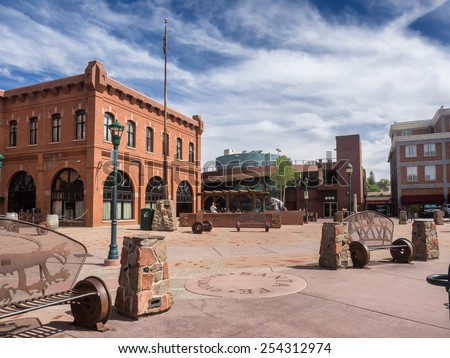 Flagstaff main square with pueblo house in Arizona Royalty-Free Stock Photo #254312974