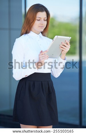 girl with the tablet  