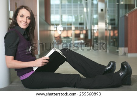 A portrait of cocassian college student on campus