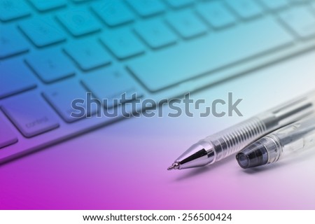 keyboard pendrive and pen