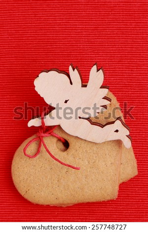 angel with gingerbread cookies