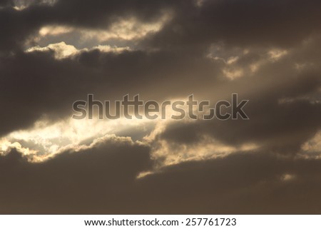 sky with clouds at dawn sun