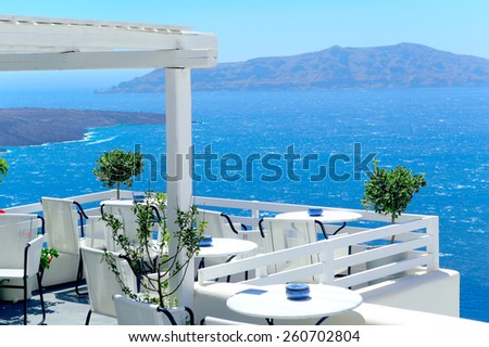 Luxury and beauty in Santorini, Greece
