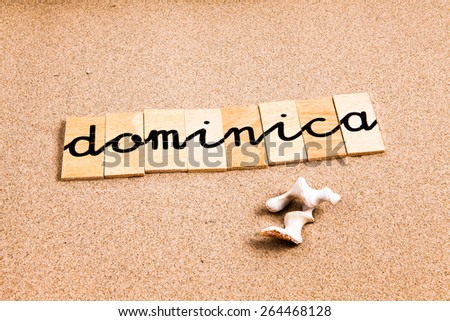 Words formed from small pieces of wood containing different letters in a irregular position, dominica