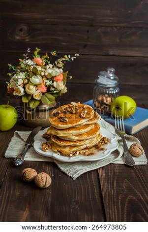 Pancake with honey and nuts