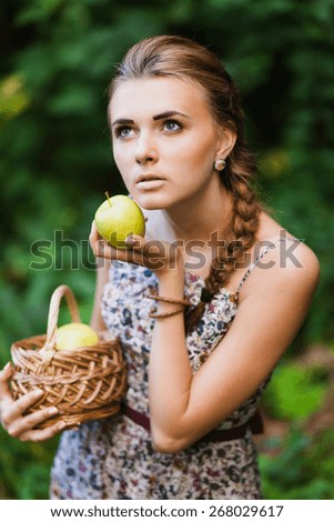 girl with the apples