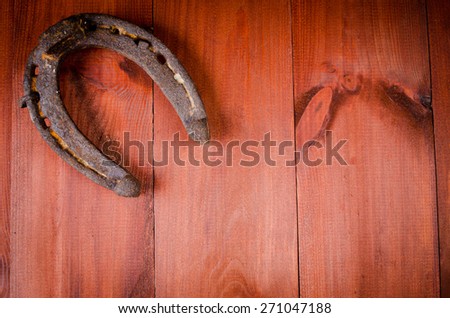 horseshoe picture frame