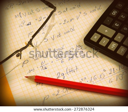 Advanced physics and maths notes (handwriting)