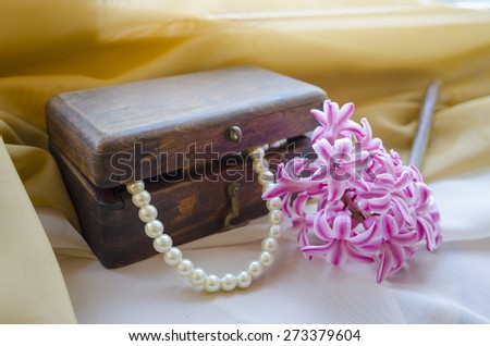 hyacinth with a vintage jewelry box