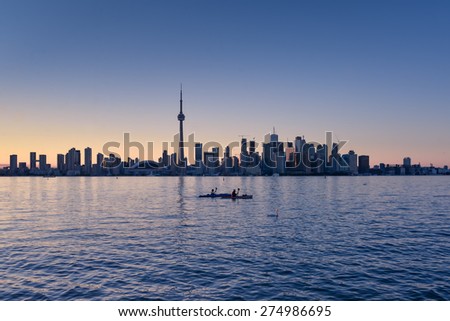 Toronto skyline in the dusk