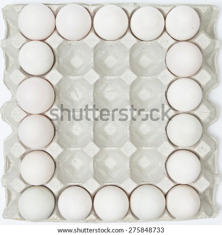egg in paper tray with pattern.
