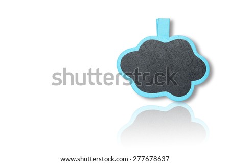 Note board with cloud shape on isolated white background