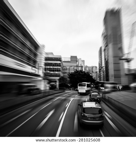 Traffic moving at speed on the road, Black and White