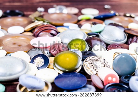 Group of various vintage sewing buttons 