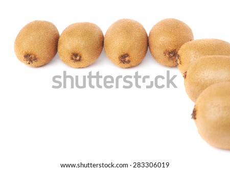 Mulitple kiwifruits or chinese gooseberries aligned as corner, composition isolated over the white background