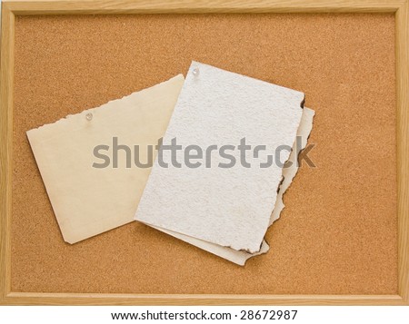 brown corkboard with important message