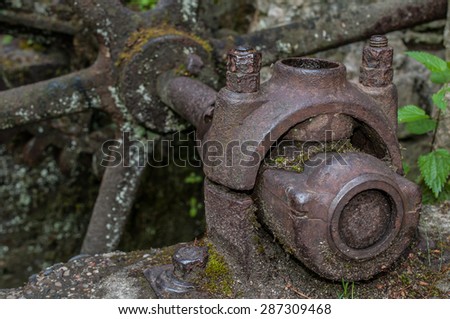 Old rusted bearing detail