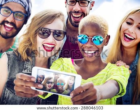 Friends Beach Vacation Summer Selfie Concept