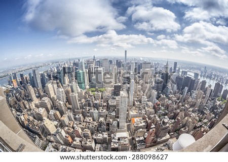 An image of the high rise buildings of new york