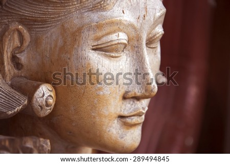 Sculpture of beautiful woman