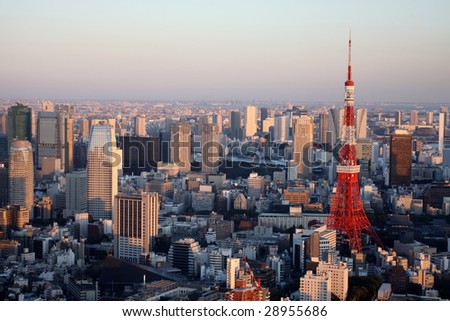 Tokyo Tower with skyline as seen from Mori Tower