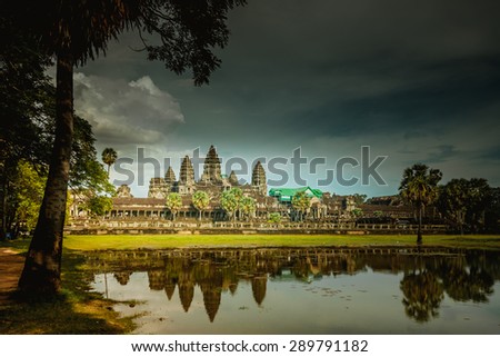 Angkor wat, Siem reap,Cambodia, was inscribed on the UNESCO World Heritage List in 1992.