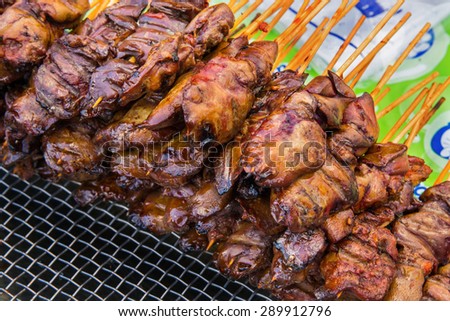 Grilled chicken liver in the market