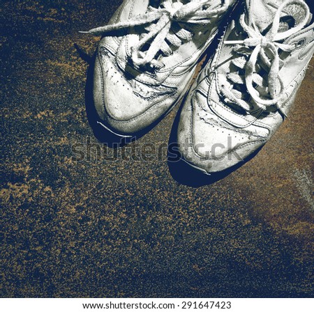  Dirty shoes. Grunge style