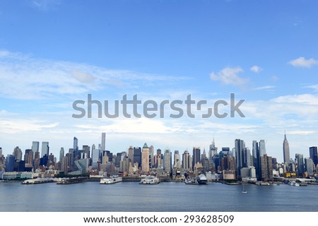 Manhattan skyline with Hudson River, New York City