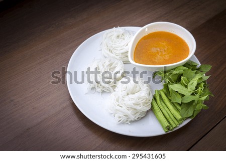 vermicelli eaten with curry