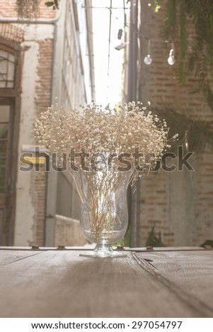 dry flower Vase