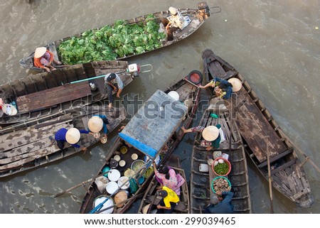 Mekong floating matket